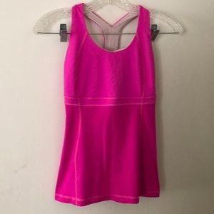 Lululemon top, built in bra